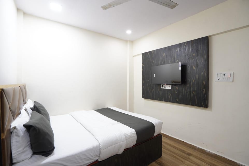 Hotel Grand Residency Hotel in Mumbai