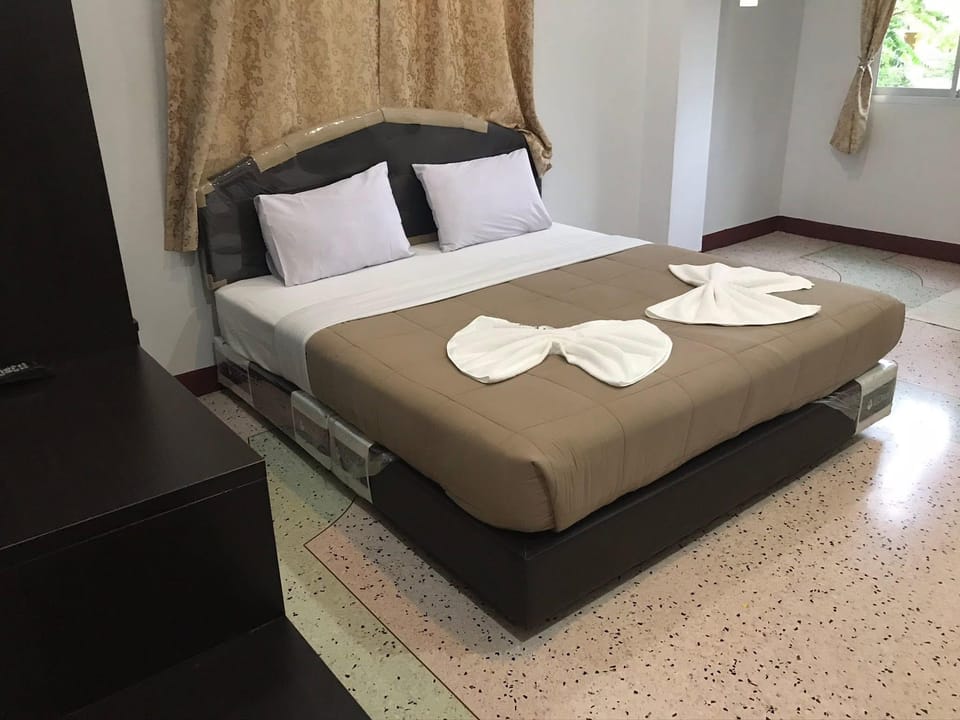 โรงแรม107ทาวเวอร์น่าน Hotel in Laos
