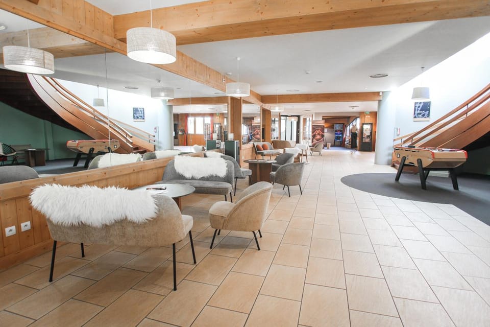Hotel Les Menuires Les Bruyeres Hotel in Les Allues