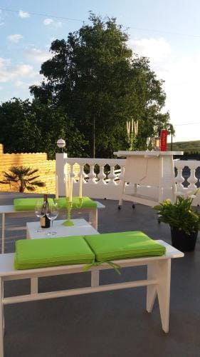 Les Suites de Veronique, chez Veronique Olive Hotel in Saint-Pair-sur-Mer
