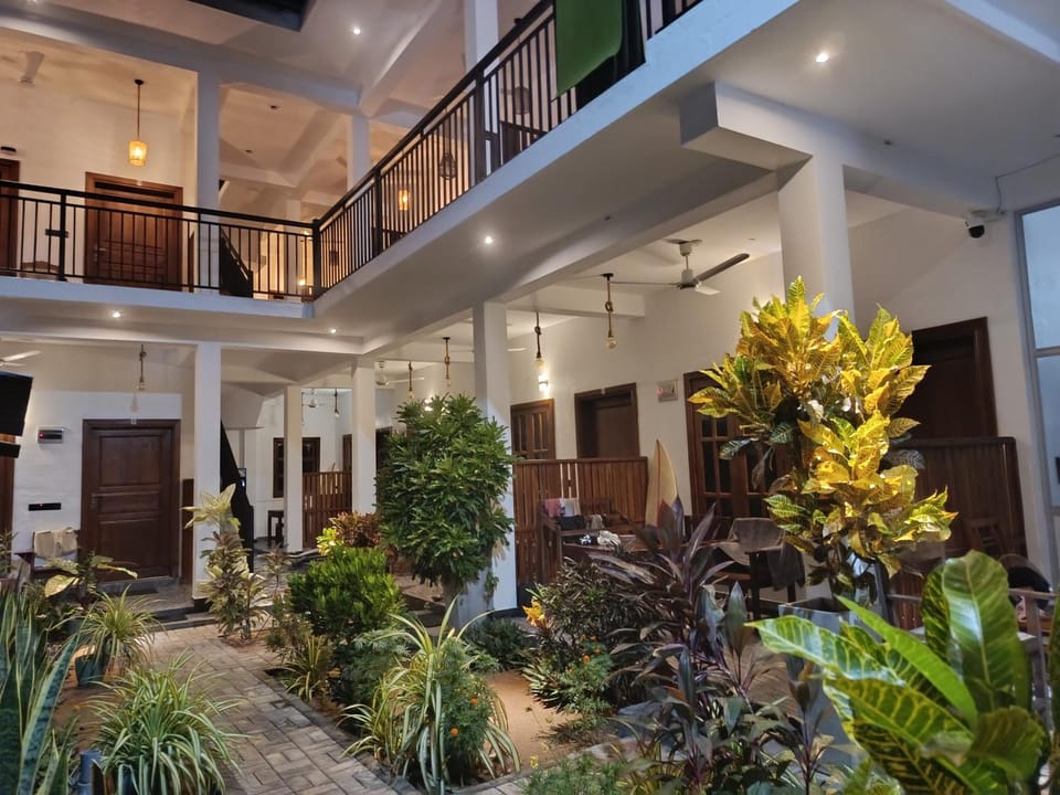 Elite Bay Arugambay Hotel in Sri Lanka