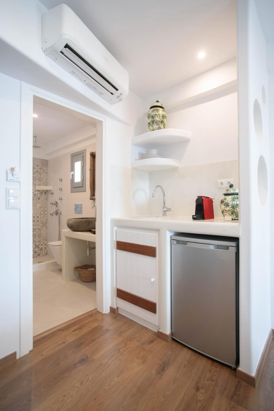 Kissos Luxury Suites Hotel in Naxos