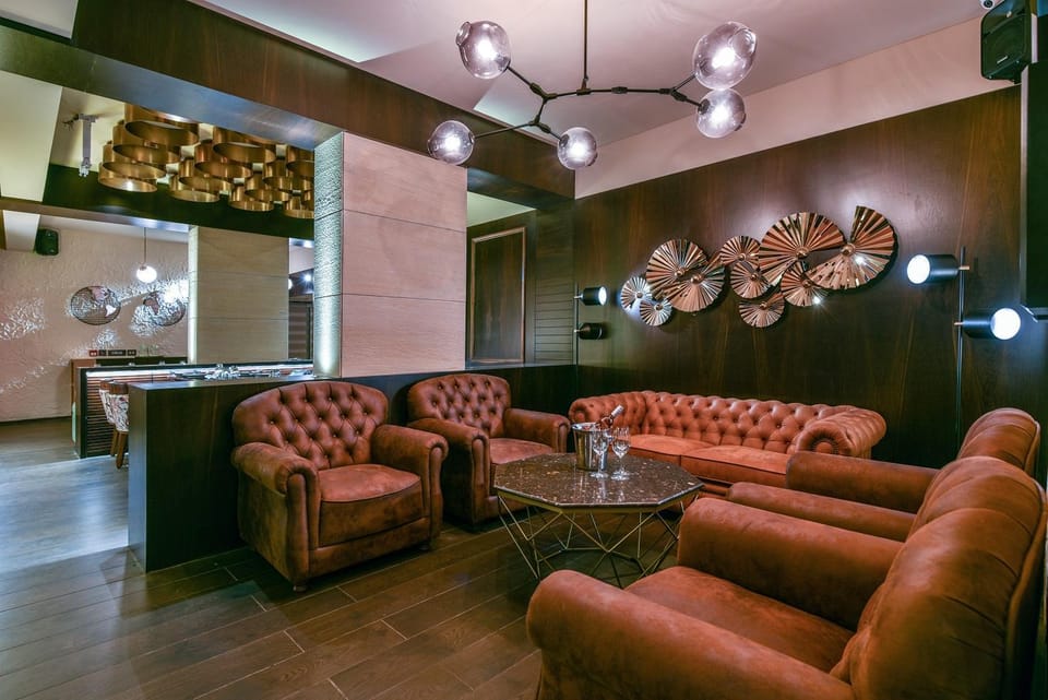 Bar/lounge