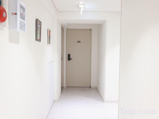Sinchon Stay Hotel in Seoul