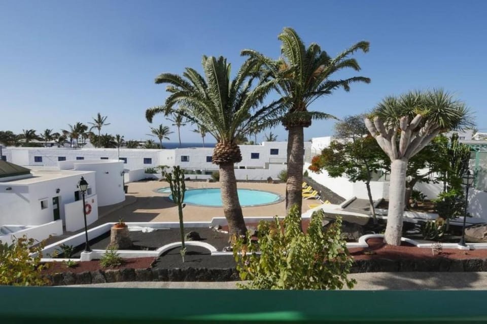 Apartamentos Tropicana Hotel in Puerto del Carmen
