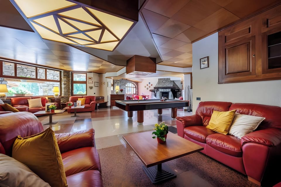 Hotel Mont Blanc Hotel in Courmayeur