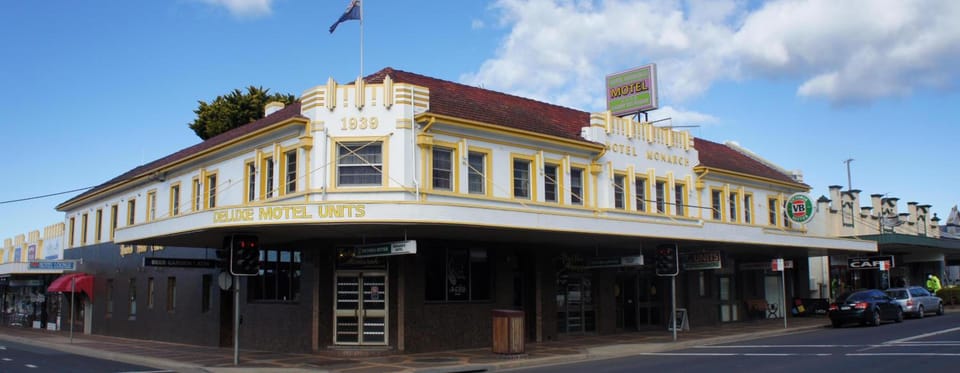 Moruya Monarch Hotel Motel in Moruya