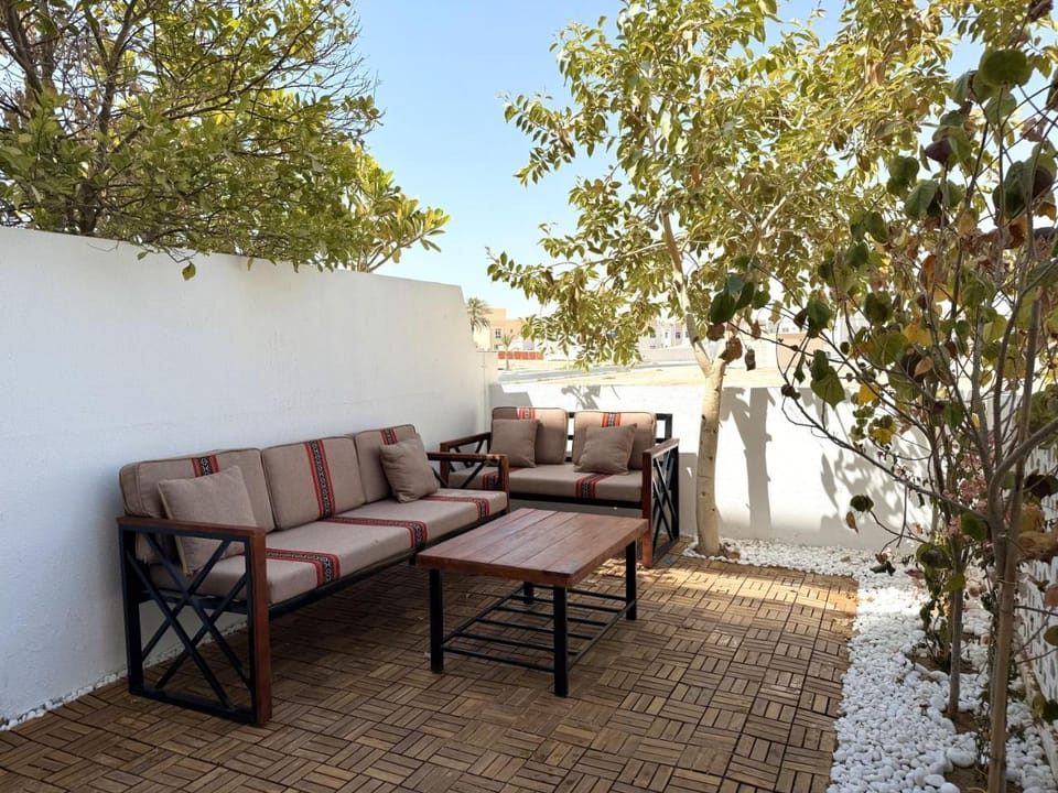 Seven Emirates Luxe Hostel - Yas Island Gate Hostel in Abu Dhabi