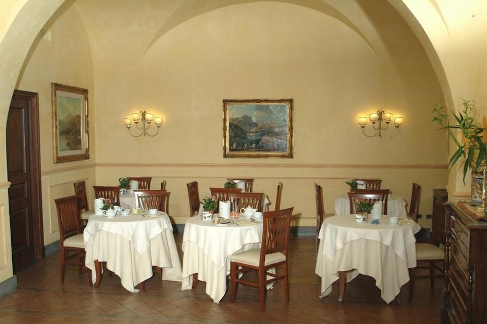 Hotel La Ville Hotel in Catania