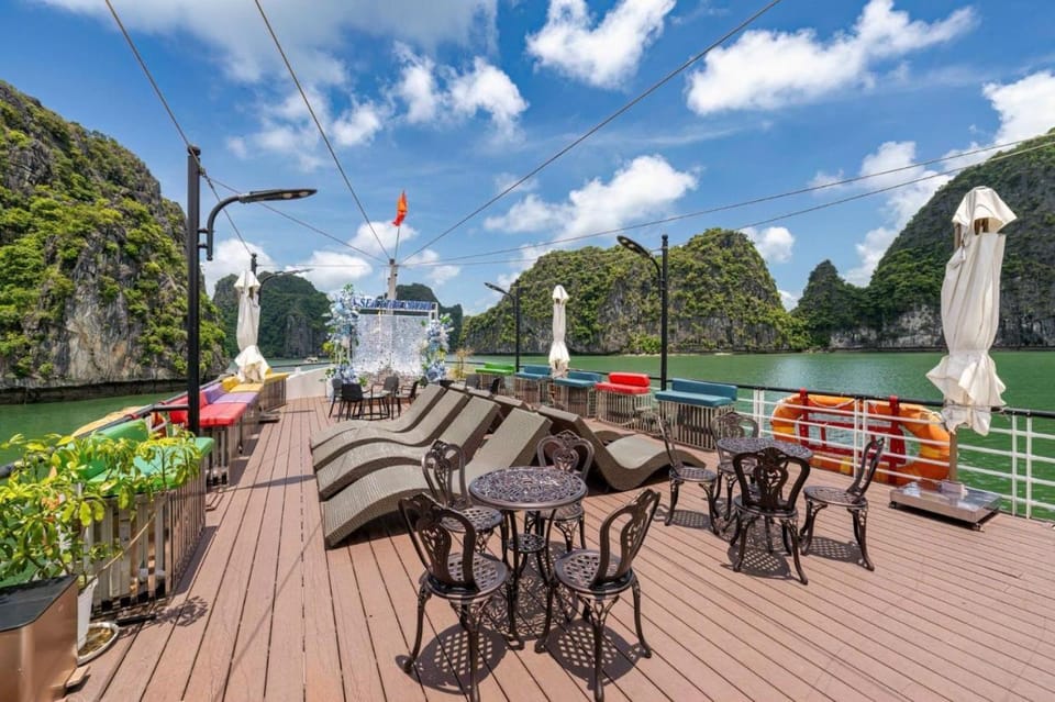 Ngoc Bich Luxury Hotel in Laos