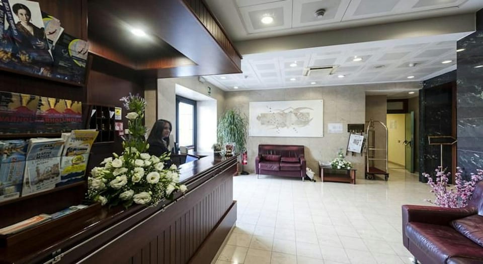 MILLENNIUM GOLD HOTEL Hotel in Naples