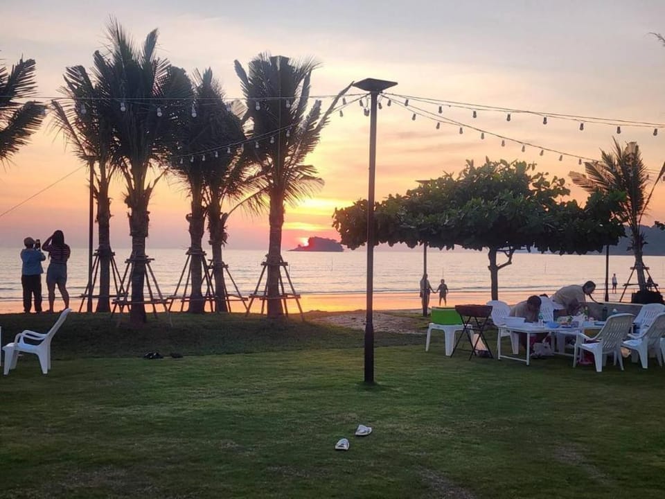 Seaview Resort Chanthaburi Hotel in Thailand