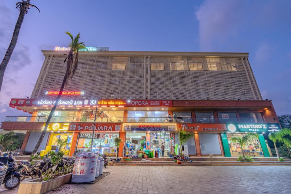 hotel monville daman Hotel in Gujarat