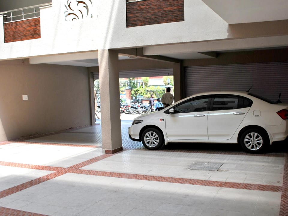 Hotel Apple Park Hotel in Coimbatore