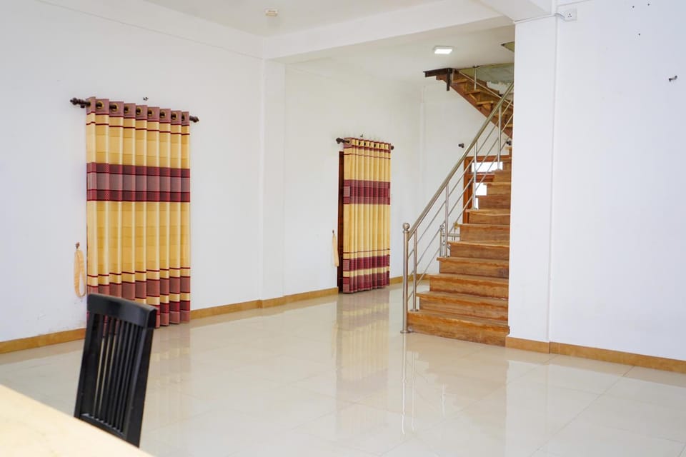 Birunthavanam Hotel in Sri Lanka