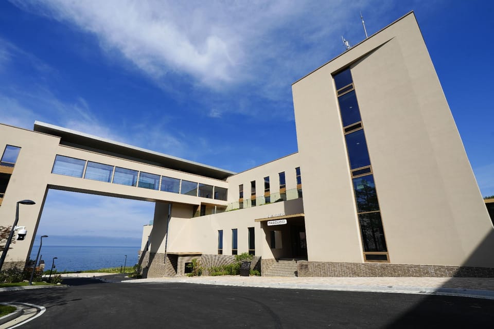 클리프비치 리조트&풀빌라 Resort in South Korea