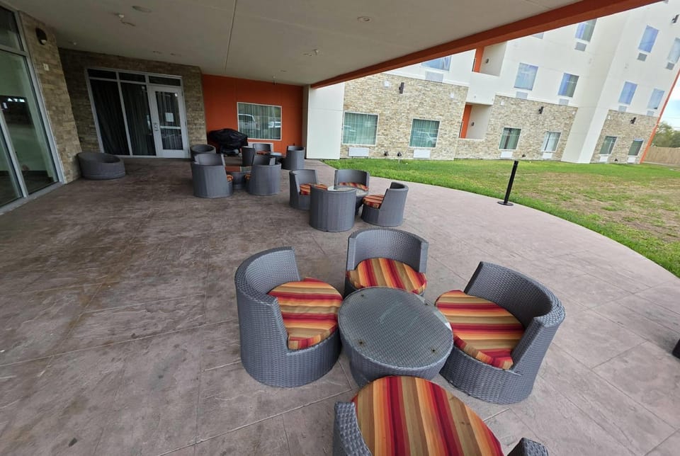 Hawthorn Extended Stay by Wyndham Corpus Christi I-37 NW Hotel in Corpus Christi