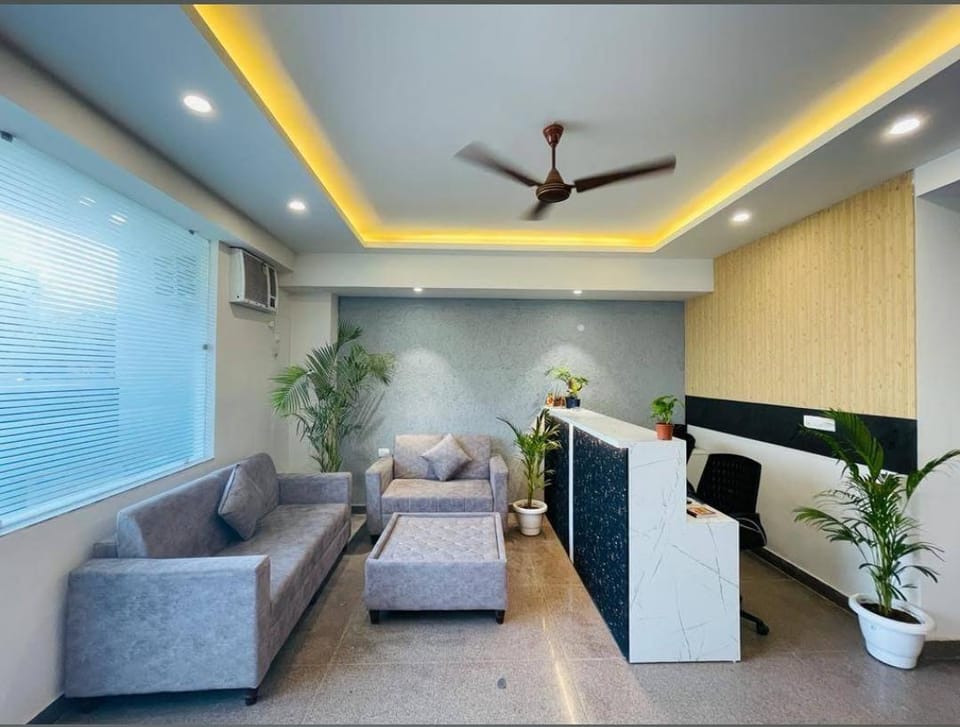 The Empire luxury suites Hotel in Gurugram