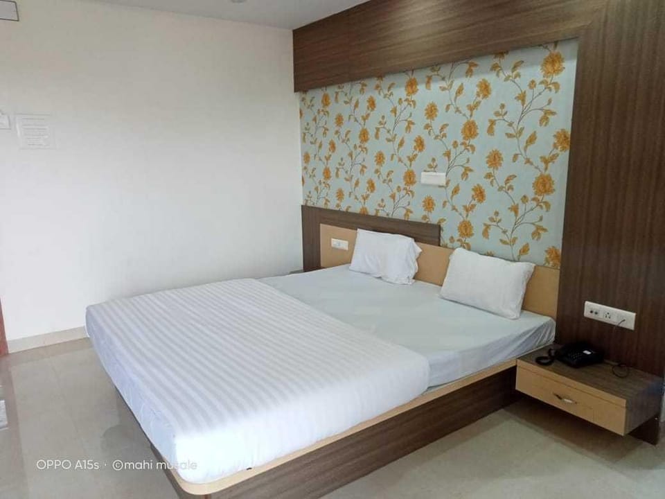 Hotel Yogi Washim Hotel in Maharashtra