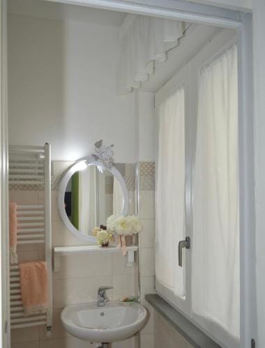 Ica house Hotel in Castellammare di Stabia