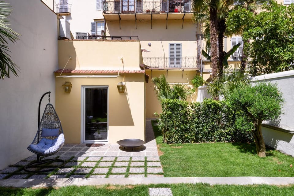 Vivaldi luxury suites Hotel in Florence