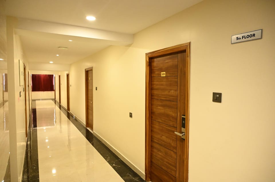 HOTEL SIYA GRAND Hotel in Tirupati