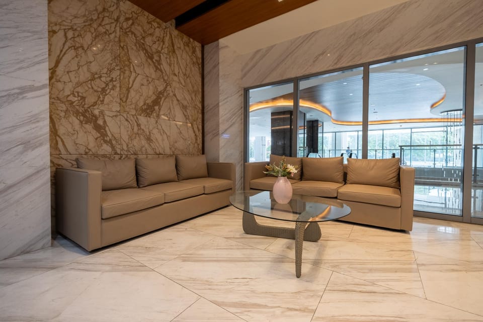 Grand View Tower by RedDoorz Hotel in Pasay