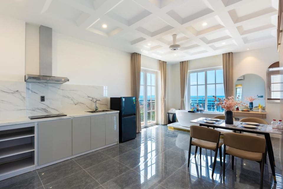 Amaris Sunset Hotel Hotel in Phu Quoc