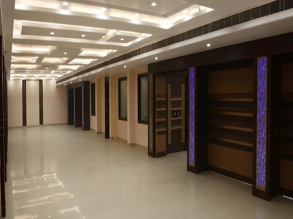 Puja Residency Varanasi Hotel in Varanasi