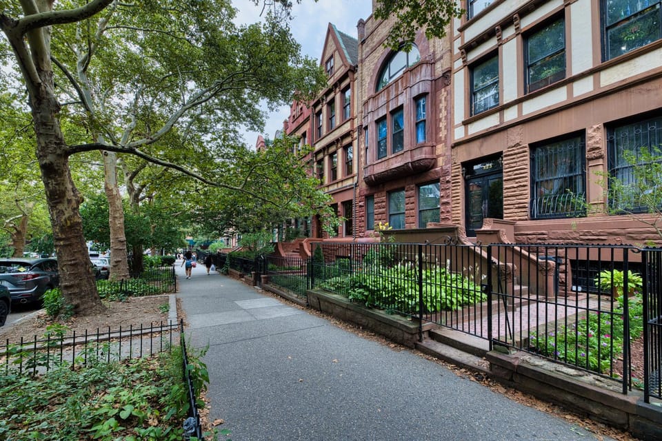 Hamilton House Studio Apt 4, Pvt Bath & Fireplace  Apartment hotel in Harlem