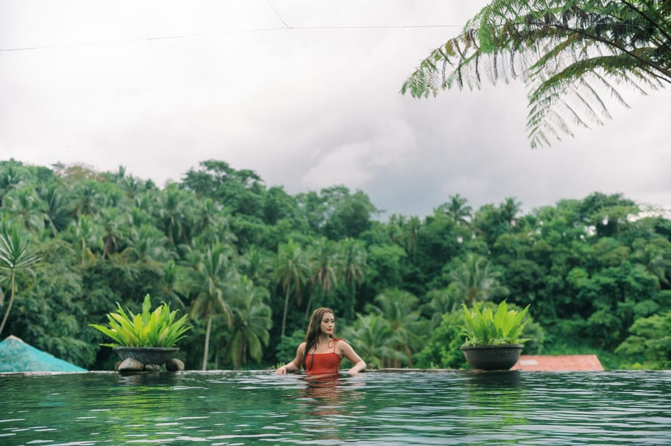 Samkara Restaurant and Garden Resort Hotel in Calabarzon
