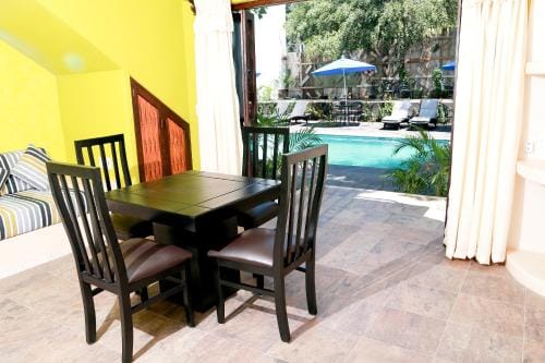 Ceiba Studios Hotel in Zihuatanejo