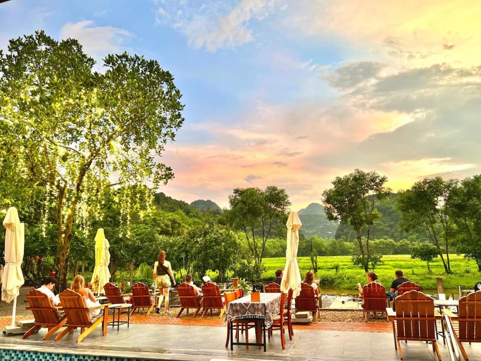 Forest Sunset hostel Hostel in Laos