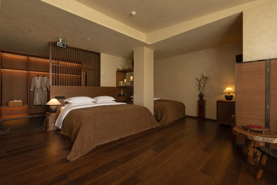 Suite room