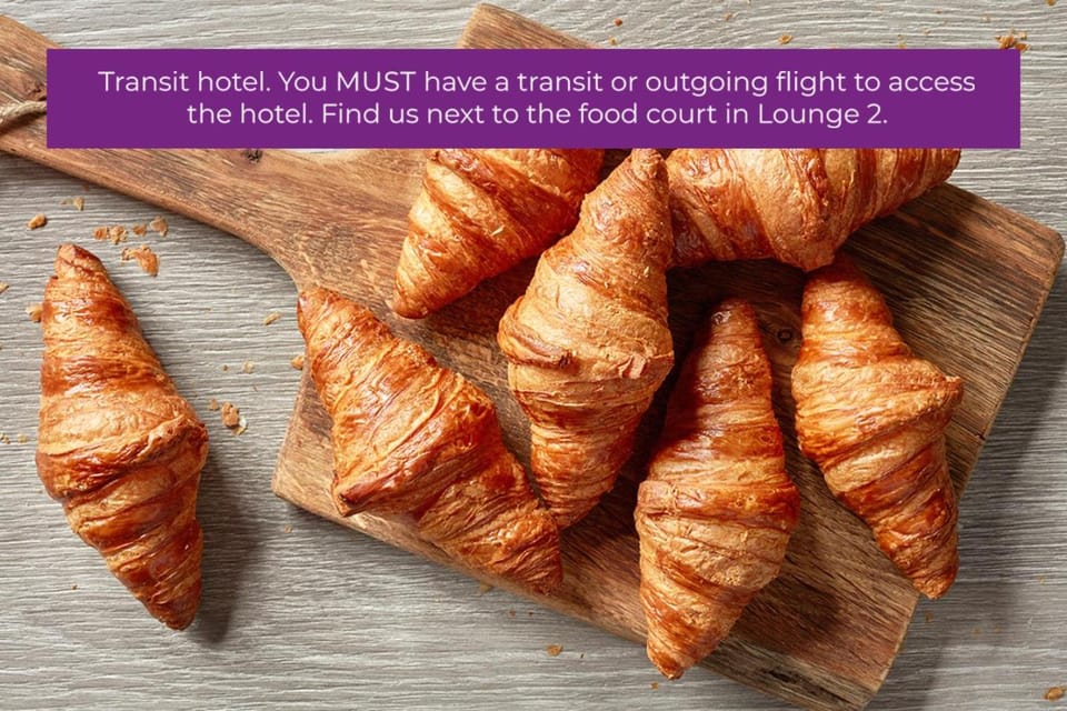YOTELAIR Amsterdam Schiphol Transit Hotel Hotel in Amsterdam