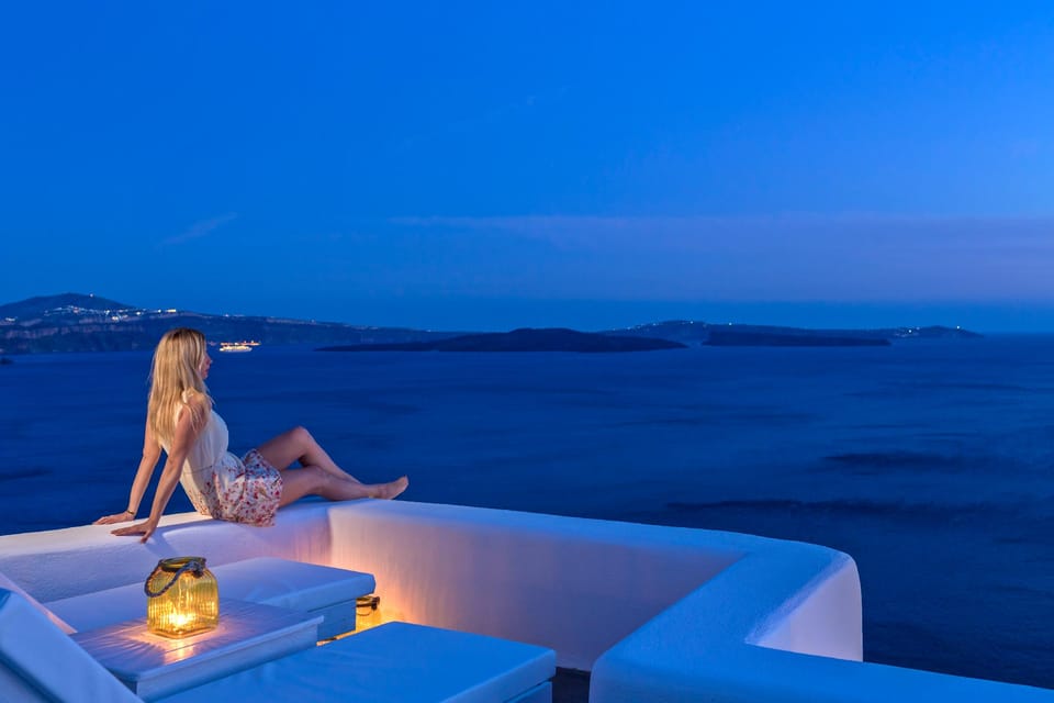 White Pearl Villas Hotel in Oia
