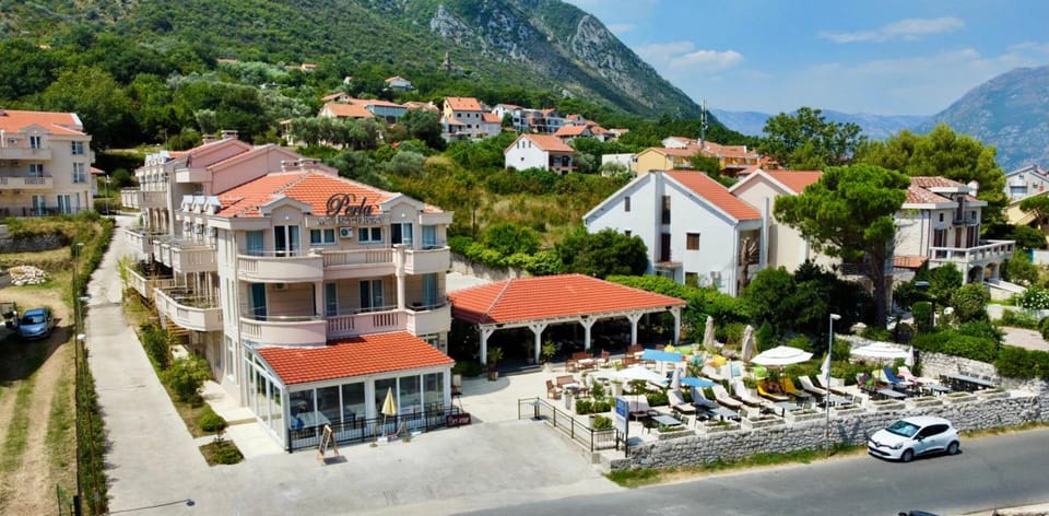 Montebay Perla Hotel in Kotor Municipality
