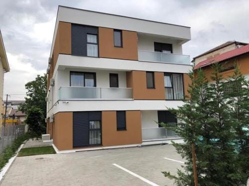WEST RESIDENCE APARTMENTS Hotel in Timisoara