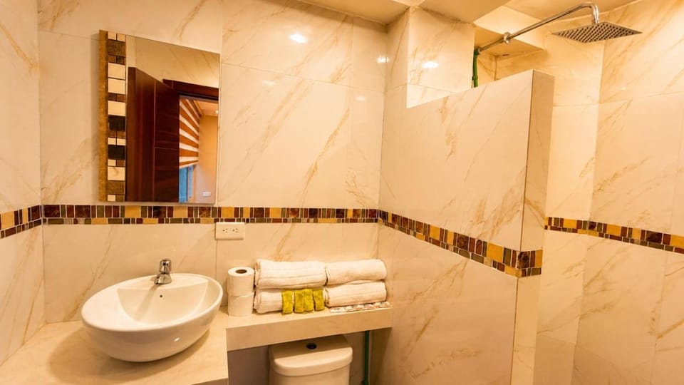 Hotel La Cumbre By Team Adventure Hotel in Banos