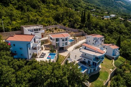 Dolaca Villas Hotel in Montenegro