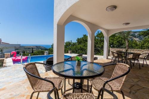 Dolaca Villas Hotel in Montenegro