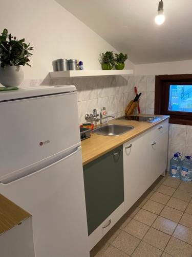 Apartman Novica Hotel in Kotor Municipality