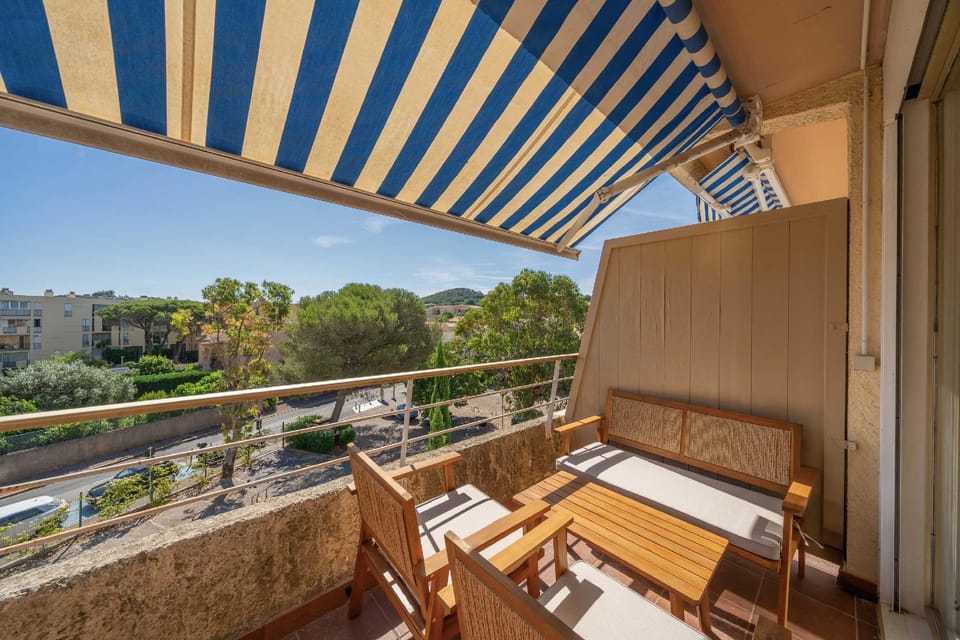 Cosy studio with parking/balcony- 4P-Saint-Tropez Hotel in Saint-Tropez