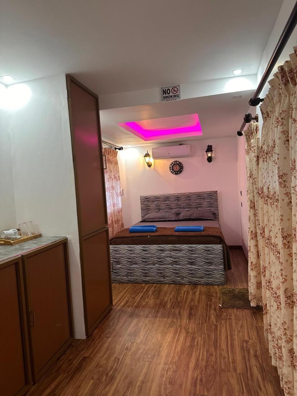 Breeze Heven Cabana Hotel in Central Province