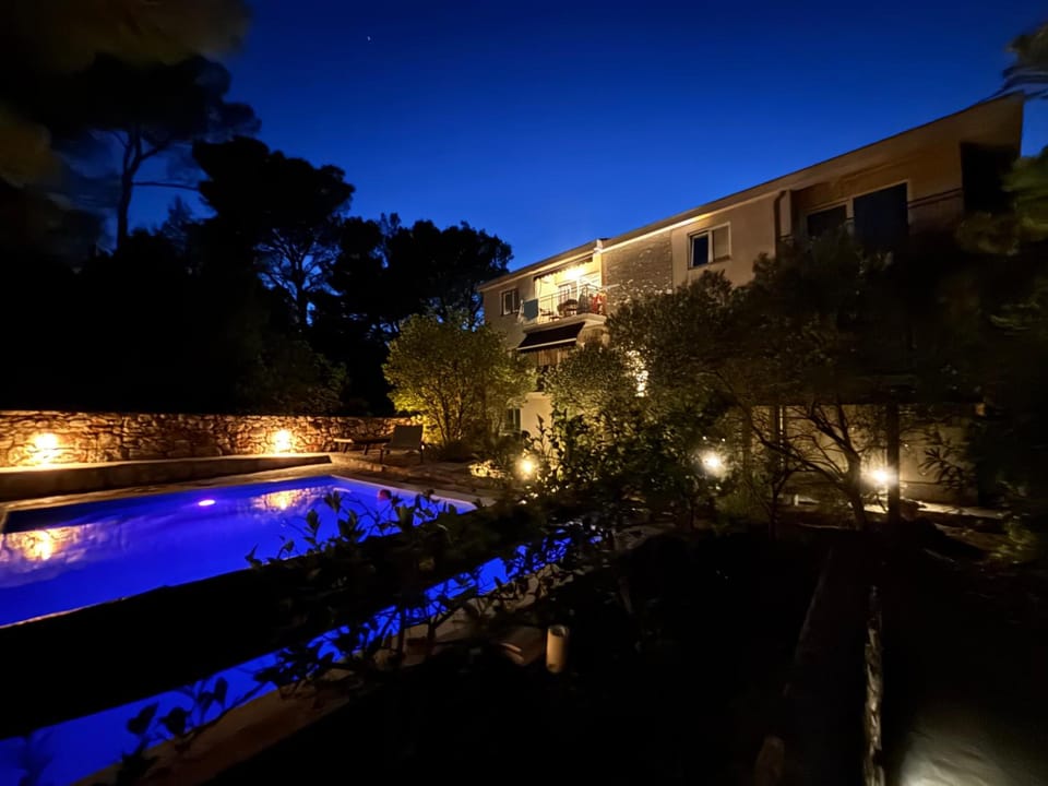 Vila Familia Hvar Hotel in Vrboska