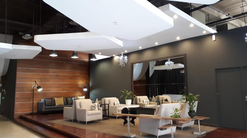 4 on Pritchard Luxury Suites Apartment hotel in Johannesburg