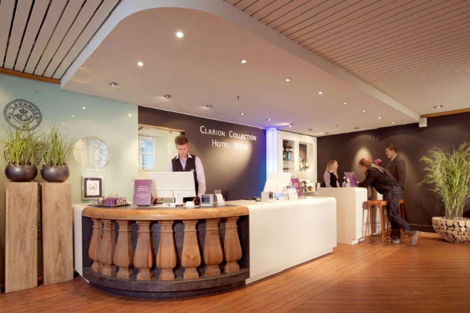 Home Hotel With Hotel in Tromso