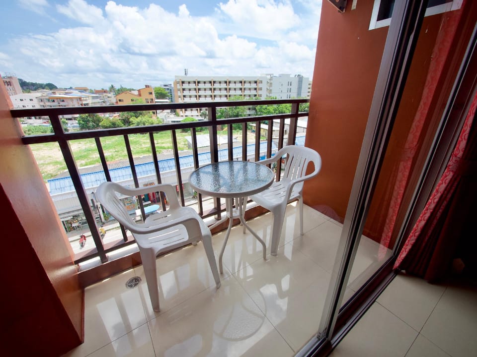 99 Residence Patong Hotel in Patong