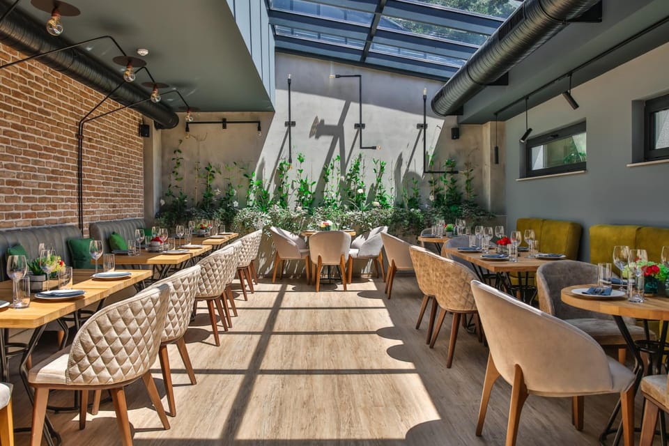 Bar/lounge