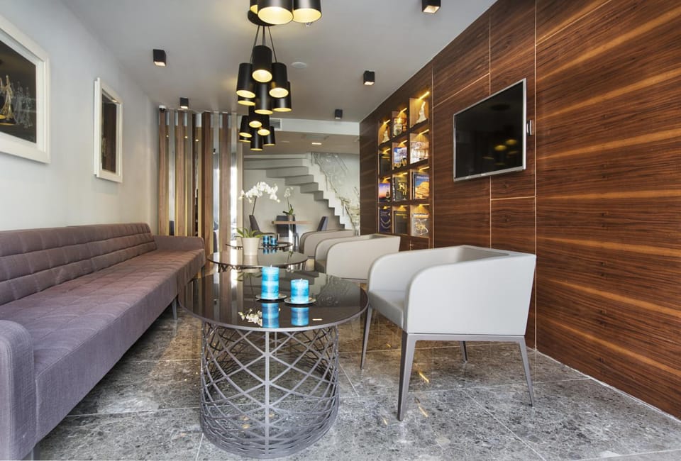 Bar/lounge